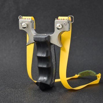 Tactical slingshot &ldquo;Grip Hunter&rdquo; with sight